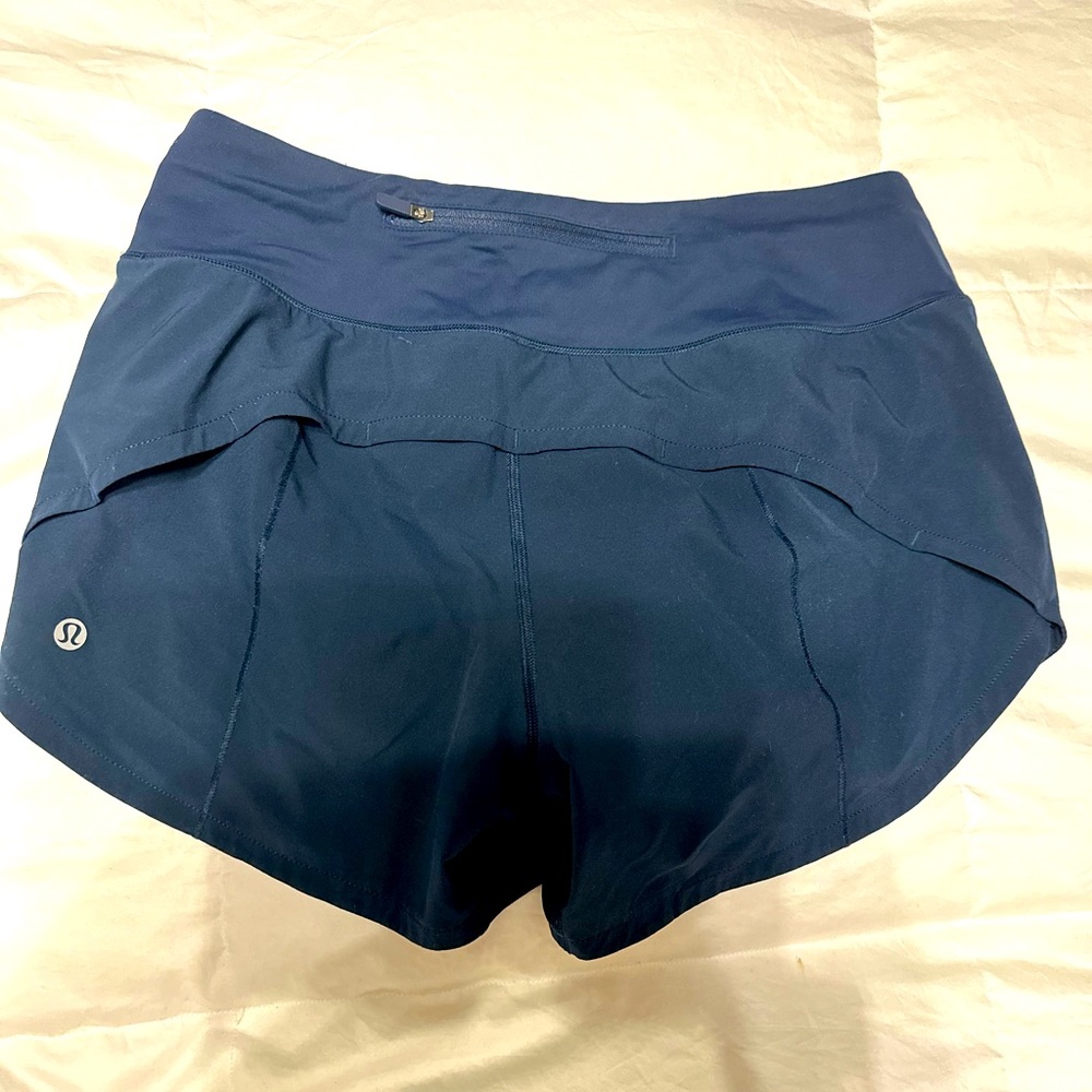 Lululemon speed up mid-rise lined short 4”, navy blue, size 6, great condition
